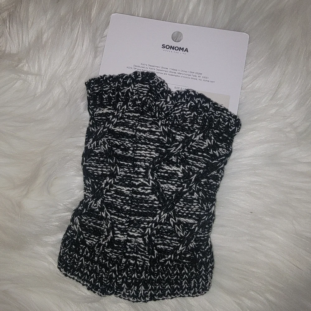 Sonoma Black and White Knit Boot Topper
